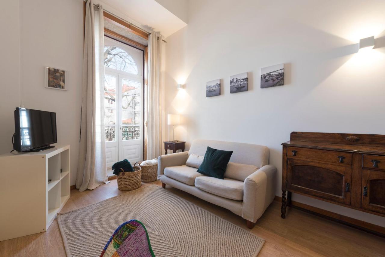 Lovelystay - The Porto Getaway Duplex - Free Parking Ngoại thất bức ảnh