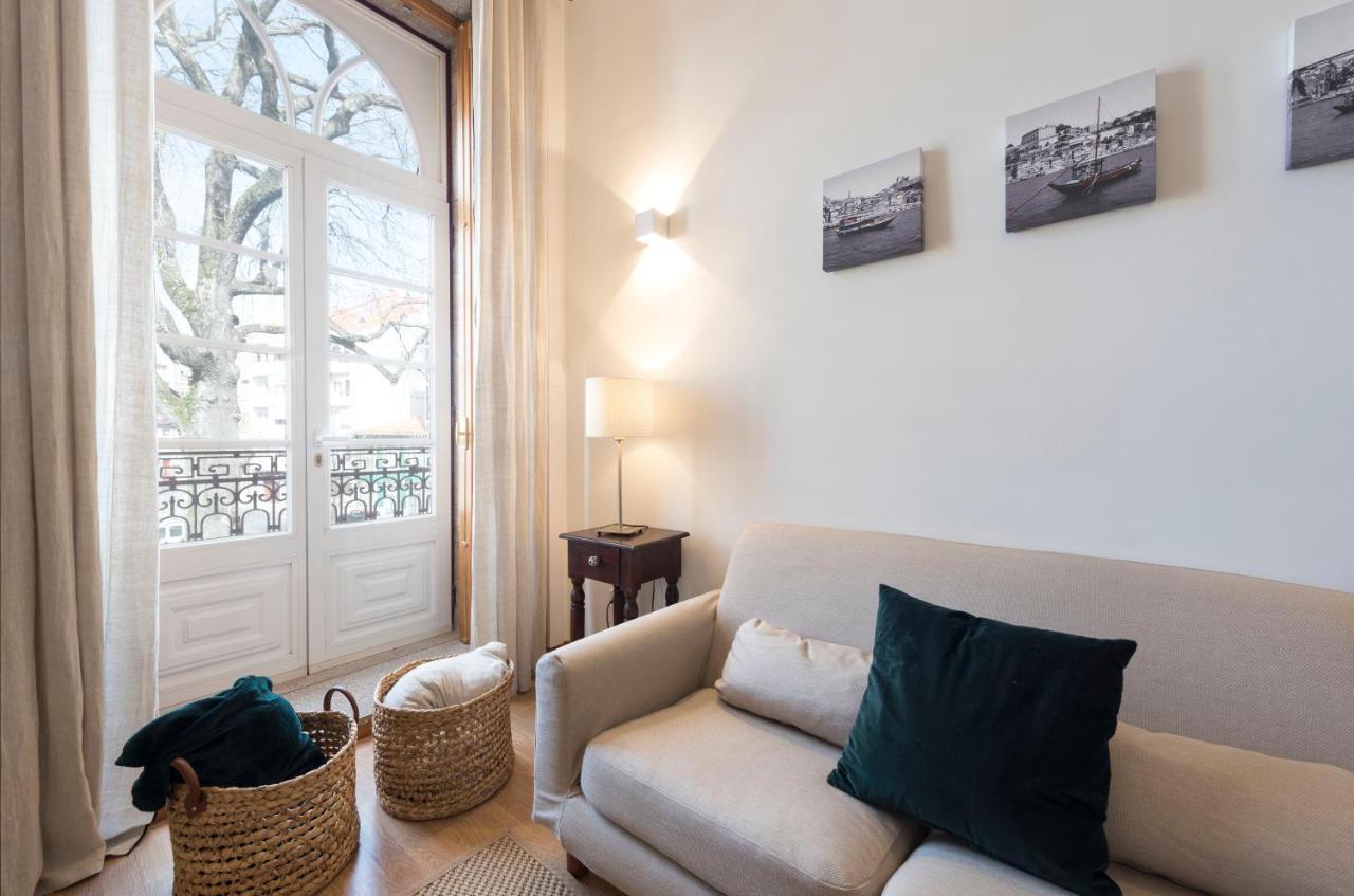 Lovelystay - The Porto Getaway Duplex - Free Parking Ngoại thất bức ảnh